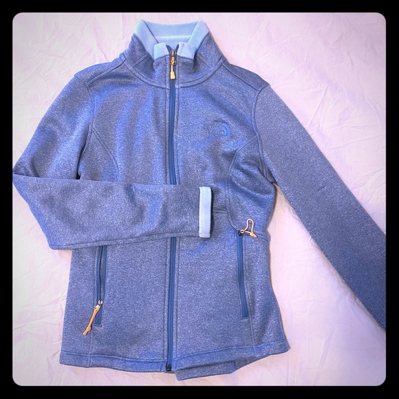 North face fleece zip up jacket - Picture 2 of 4